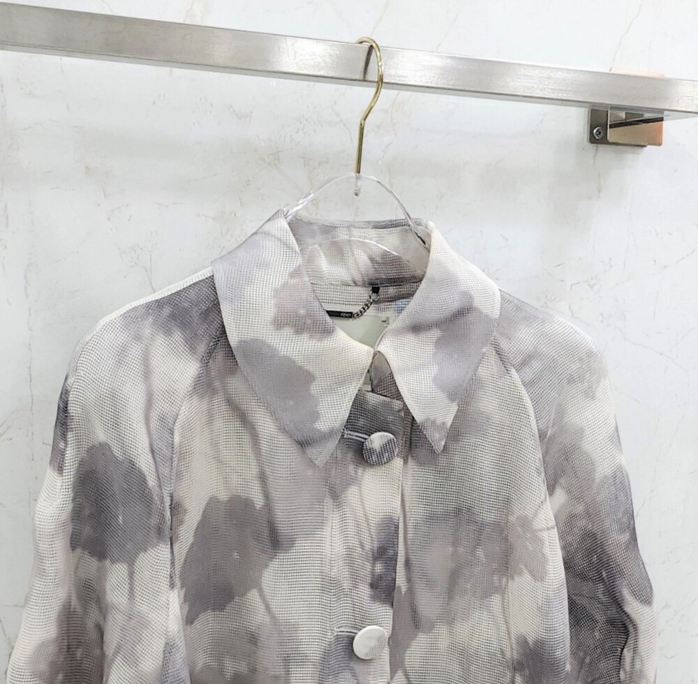 [럭스유] 36 / 펜디 그라데이션 플로럴 오간자 트렌치코트