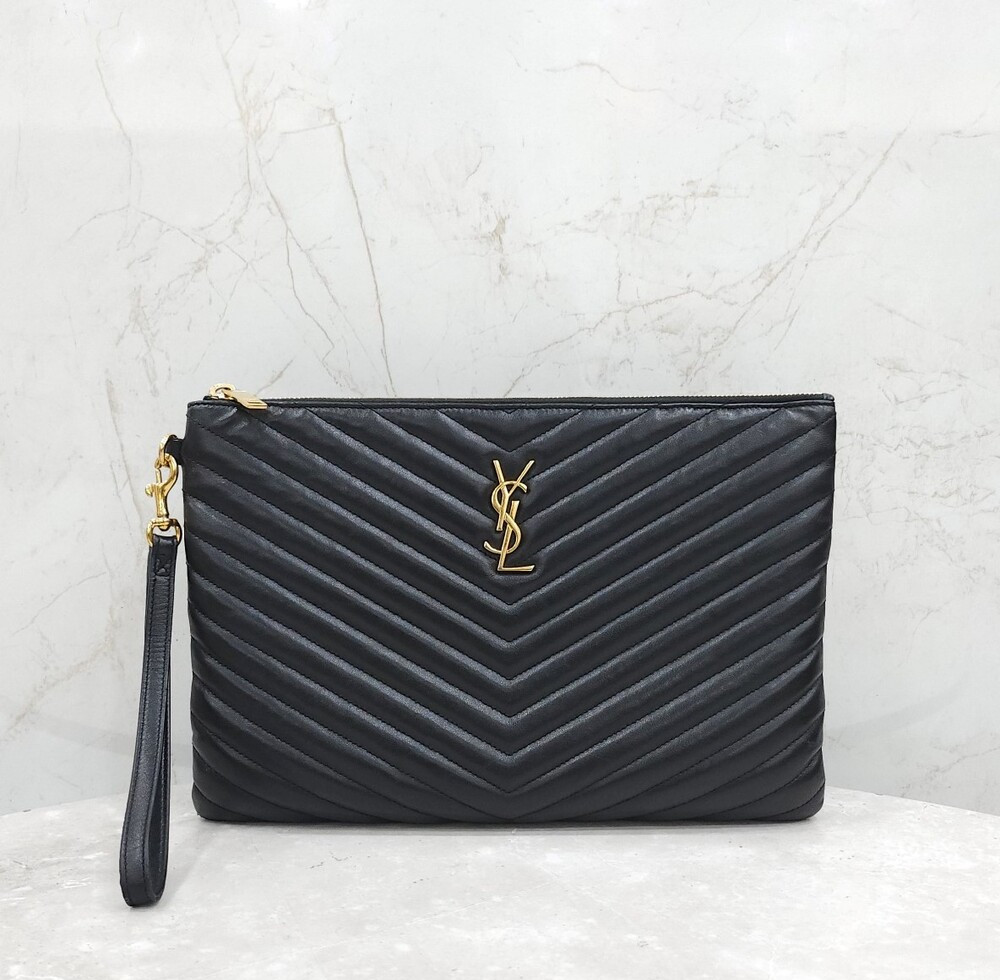 [럭스유] 생로랑 모노그램 퀄팅 마틀라세 스트랩 클러치백 559193