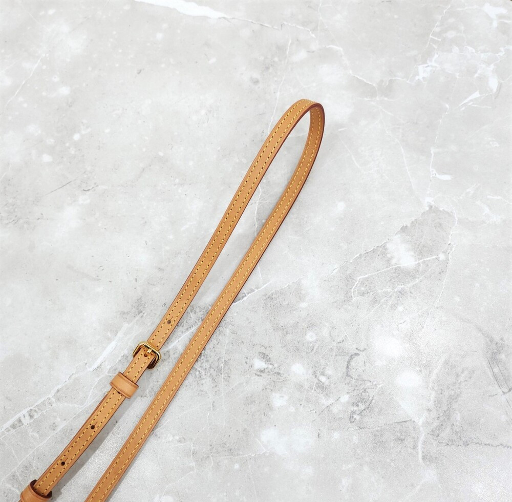 [럭스유] 루이비통 쁘띠뜨 부아뜨 샤포 크로스백 M43514