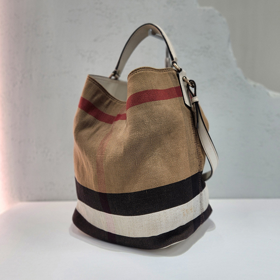 버버리 애쉬비 미듐 호보백 39457281