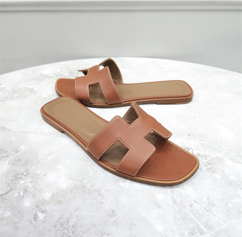 [럭스유] 38.5 / 에르메스 골드 오란 샌들 슬리퍼