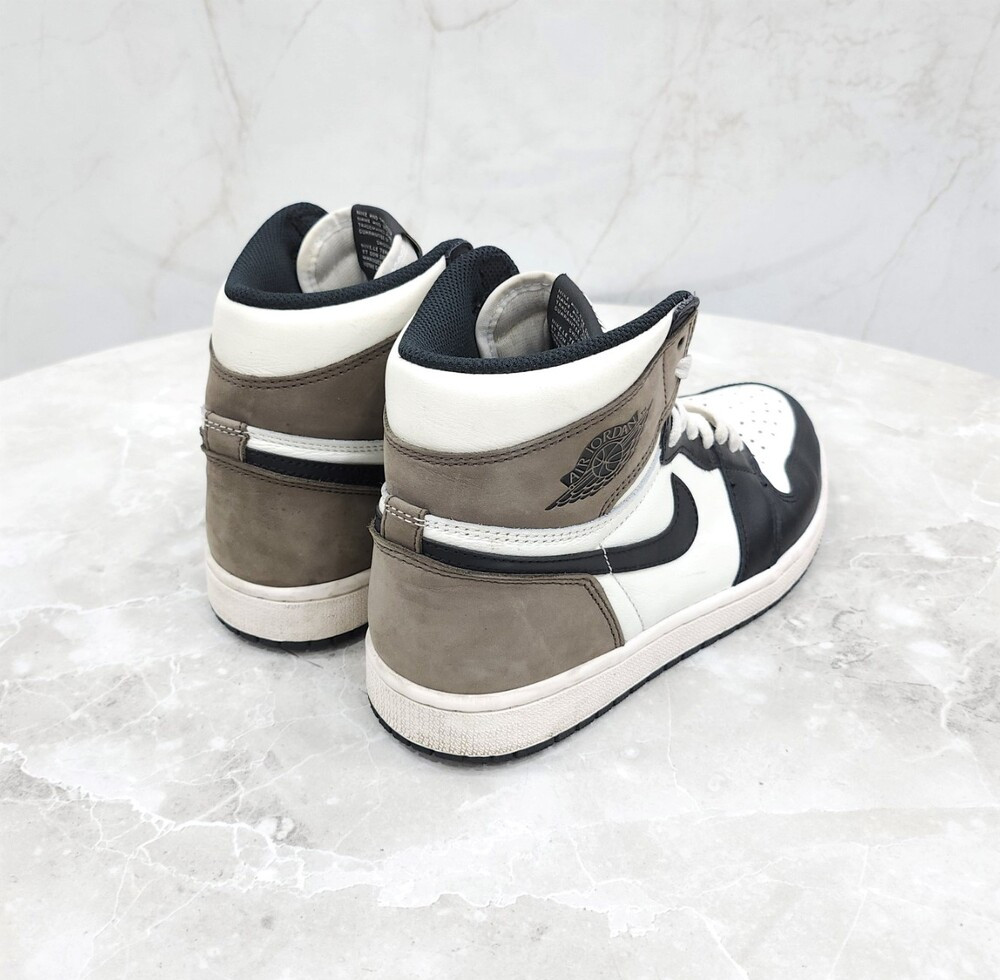 [럭스유] 255 / 나이키 에어 조던 1 레트로 하이 OG 다크모카 스니커즈