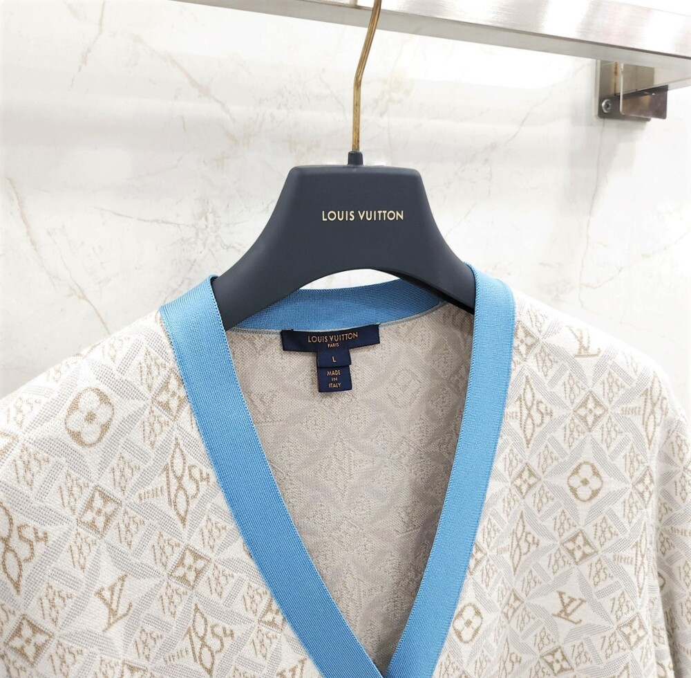 [럭스유] L / 루이비통 모노그램 Since 1854 콘트라스트 트림 가디건