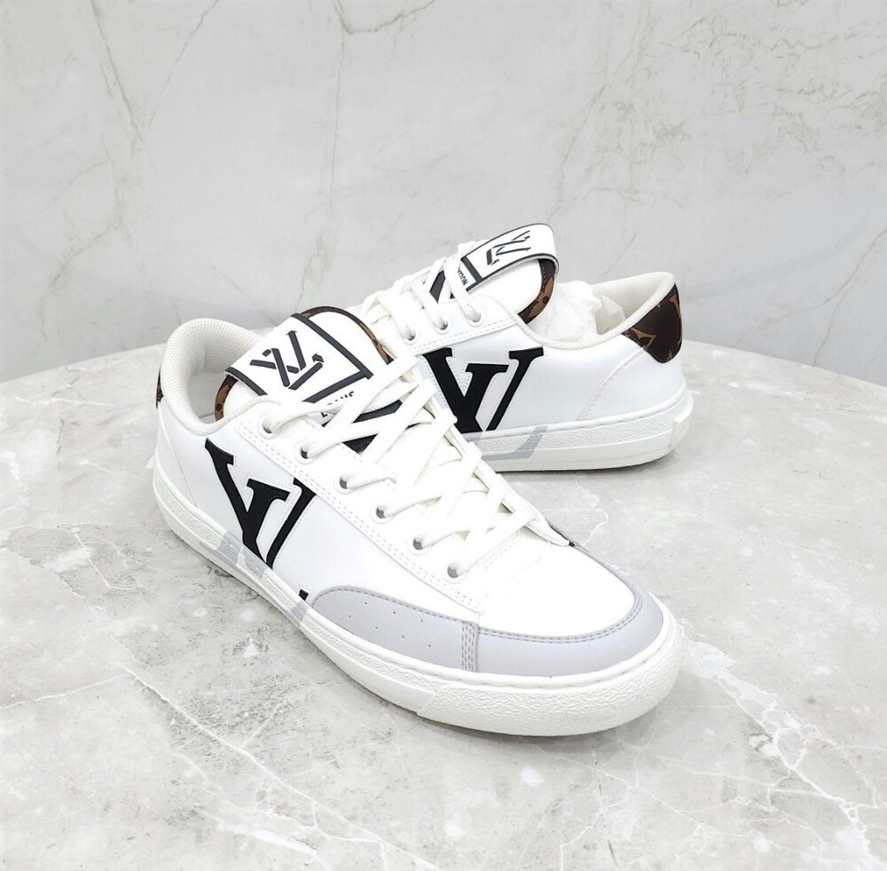 [럭스유] 4.5 / 루이비통 LV 찰리 스니커즈 1A9JN8