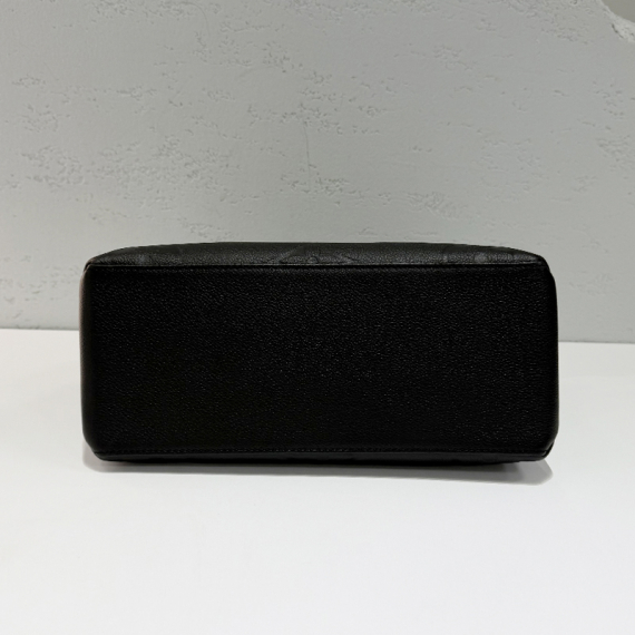 루이비통 앙프렝뜨 쁘띠뜨 팔레 PM 숄더백 내장칩 M58916