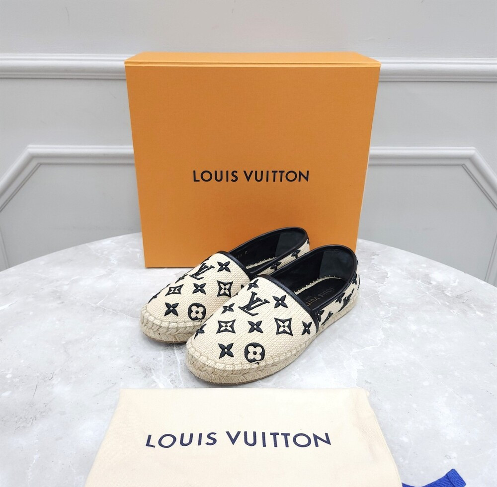 [럭스유] 37 / 루이비통 스타보드 플랫 에스파듀