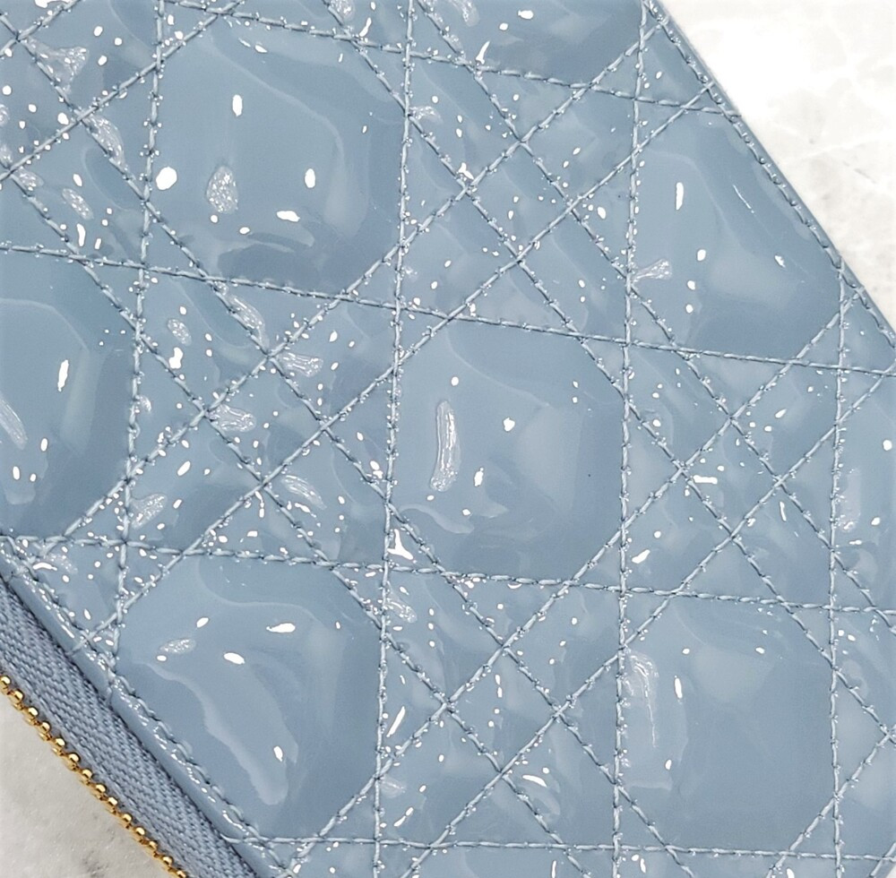 [럭스유] 디올 레이디 디올 콜인 폰홀더 체인백 클라우드 블루 S0872OVRB