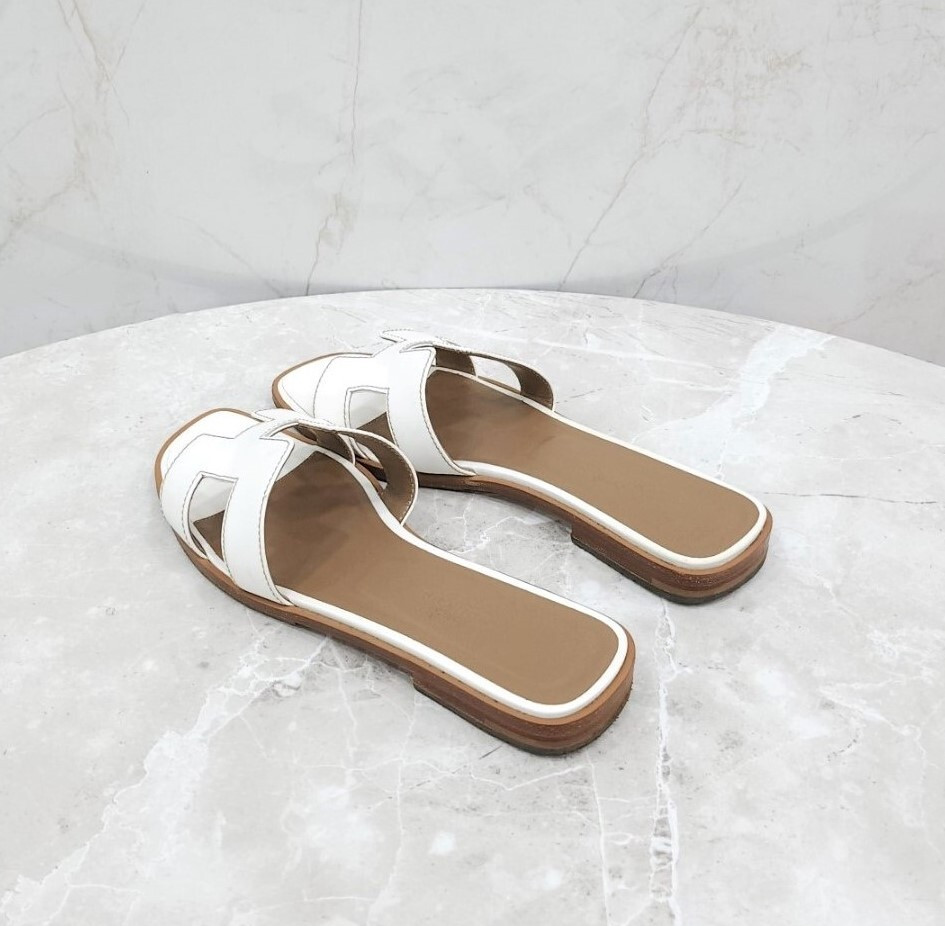 [럭스유] 37 / 에르메스 화이트 오란 샌들 슬리퍼