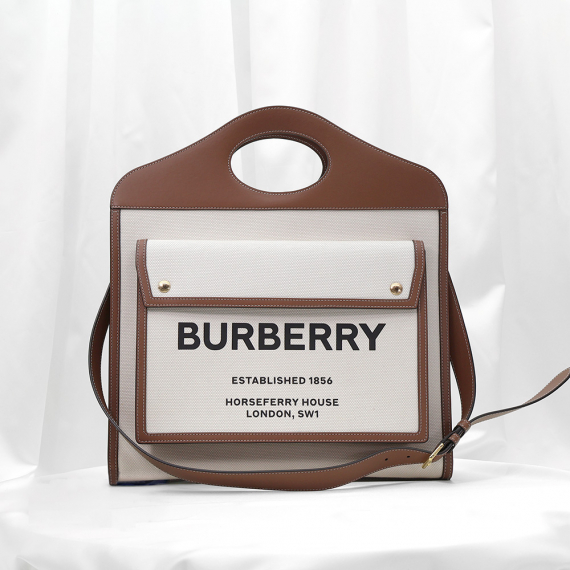 Burberry(버버리) 80393621 내추럴 몰트 브라운 레더 투톤 캔버스 미듐 포켓 토트 2WAY