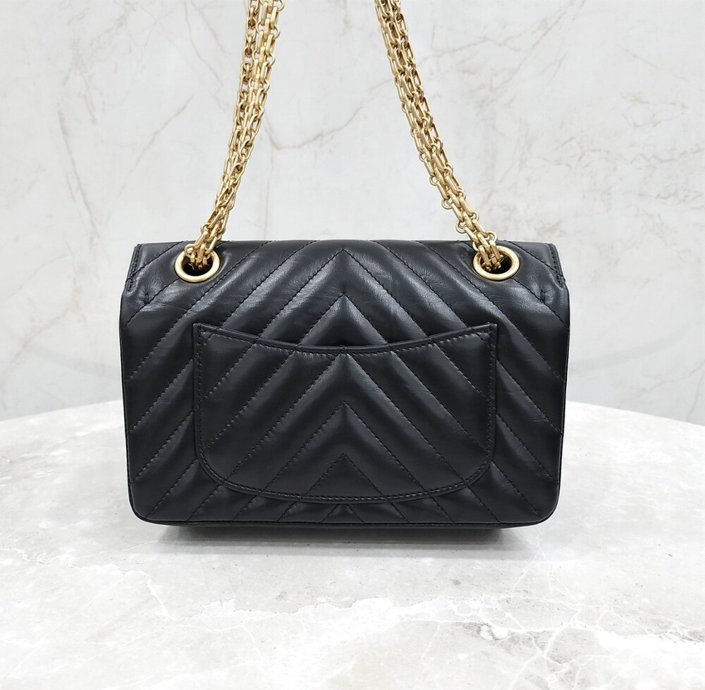 [럭스유] 샤넬 2.55 빈티지 미니 쉐브론 블랙 금장 신형내장칩