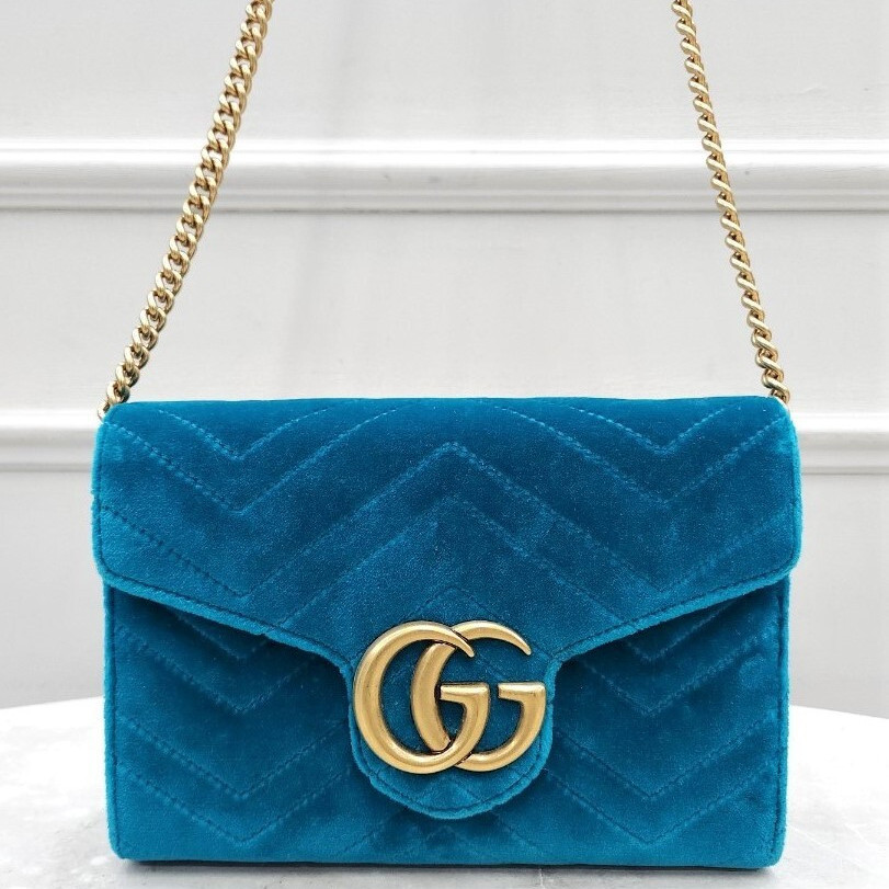 [럭스유] 구찌 GG 마틀라세 미니 벨벳 체인 숄더백