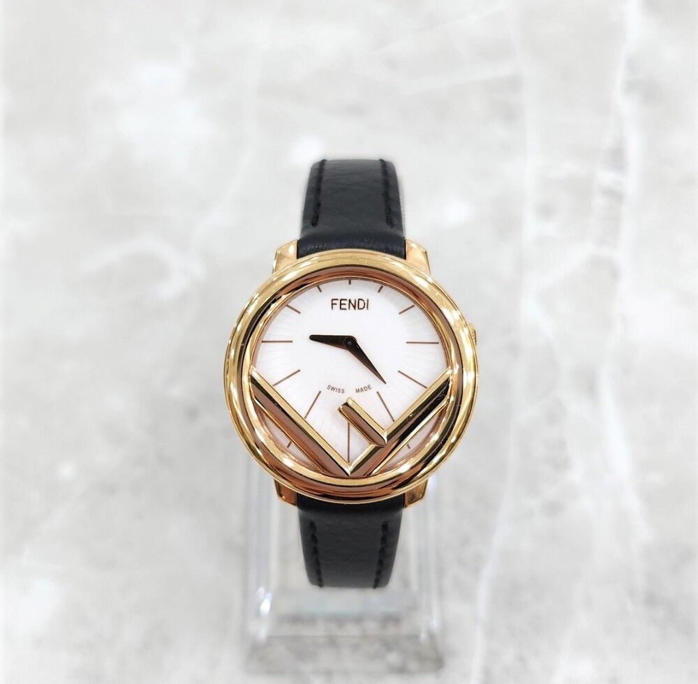 [럭스유] 펜디 여성 FF 골드 가죽 시계