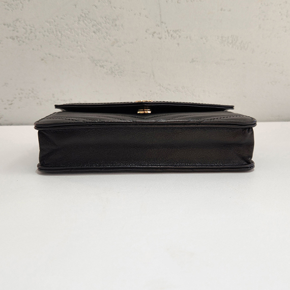 샤넬 쉐브론 WOC 미니 크로스백 26번대 A84350