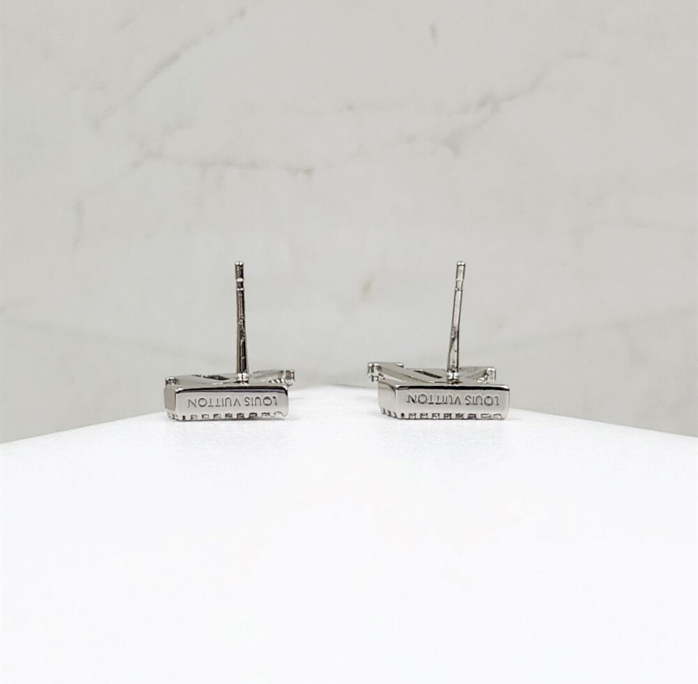 [럭스유] (새상품) 루이비통 LV 아이코닉 큐빅 귀걸이 M00608