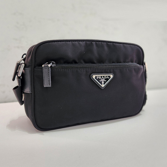 프라다 삼각로고 리나일론 숄더백 1BC167