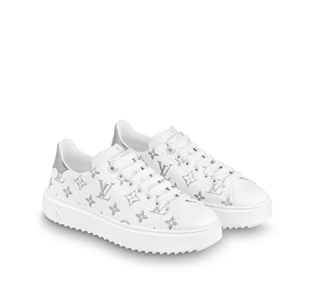 [럭스유] 35.5 / 루이비통 LV 실버 모노그램 타임아웃 스니커즈 1A8TAM