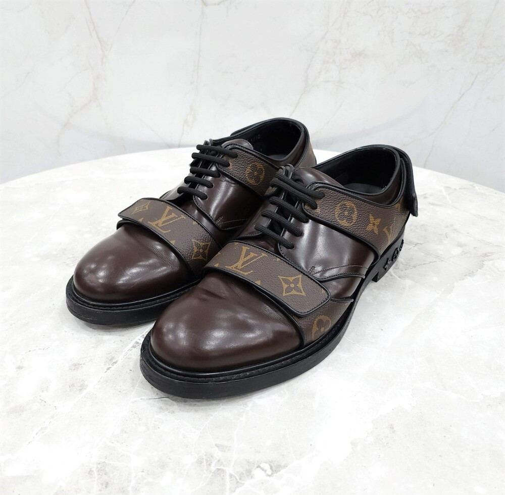 [럭스유] 8 / 루이비통 모노그램 스트랩 LV 더비 슈즈 1A8JKB