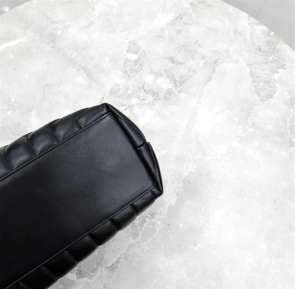 [럭스유] 생로랑 루루 퀄팅 미디움 레더 숄더백 574946