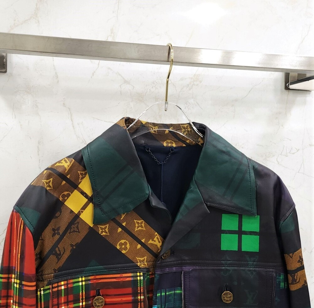 [럭스유] (새상품) 46 / 루이비통 로우 엣지 멀티체크 레더 자켓 1A98CD