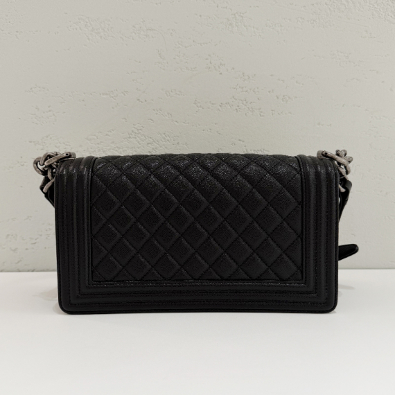 샤넬 보이백 캐비어 미듐 은장 체인숄더백 27번대 A67086