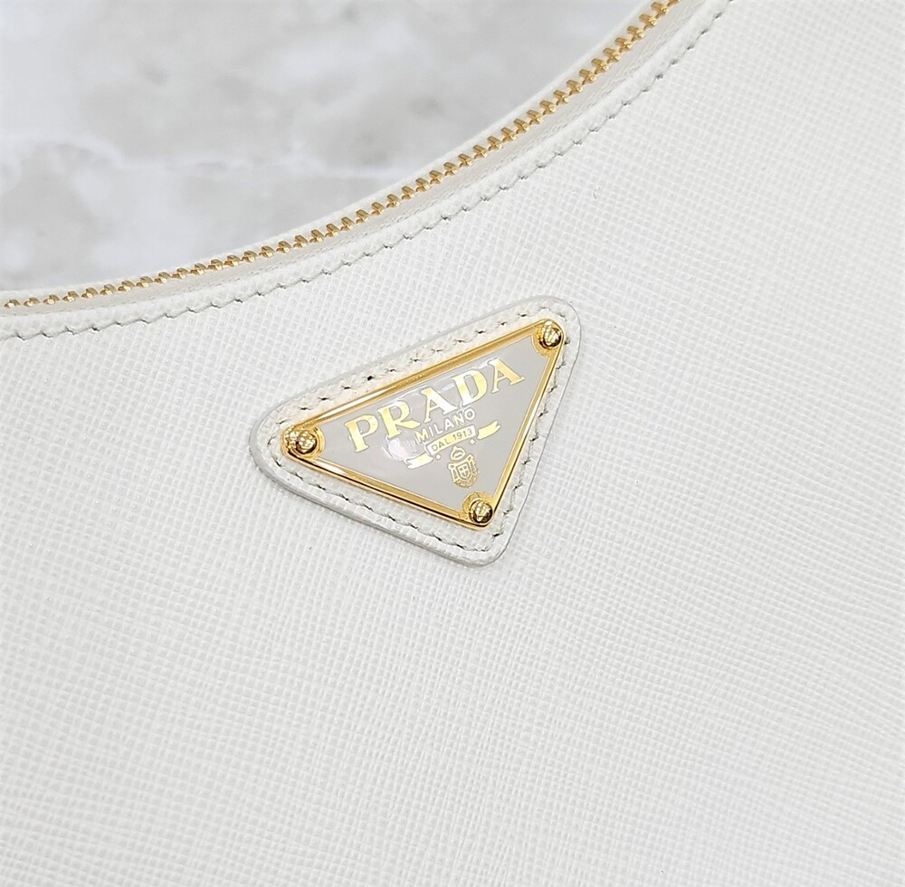 [럭스유] 프라다 삼각로고 사피아노 레더 미니 호보백 1BC204