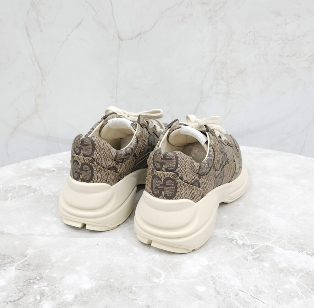 [럭스유] 35.5 / 구찌 GG 라이톤 스니커즈 680915