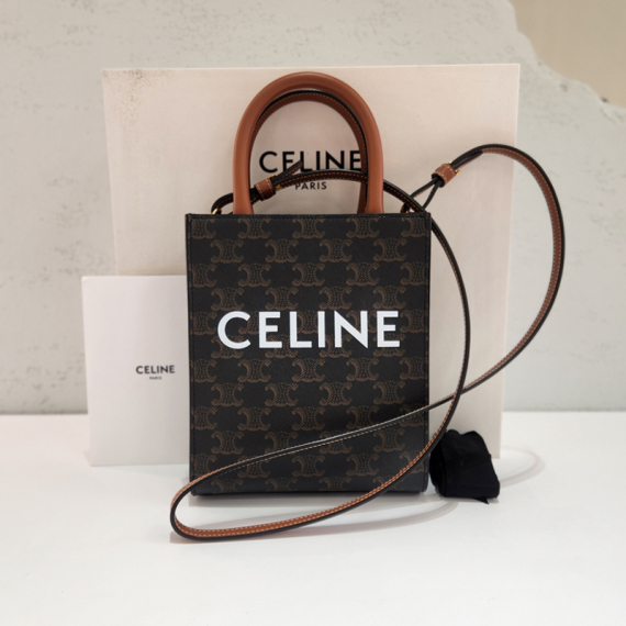 셀린느 트리옹프 카바스 버티컬 미니 토트 숄더백 194372BZK