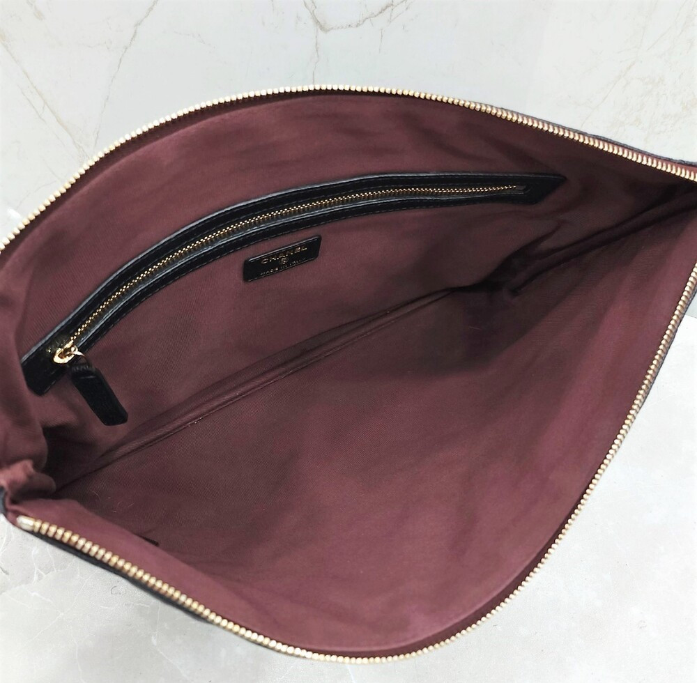 [럭스유] 샤넬 클래식 캐비어 클러치 라지 금장 A82552