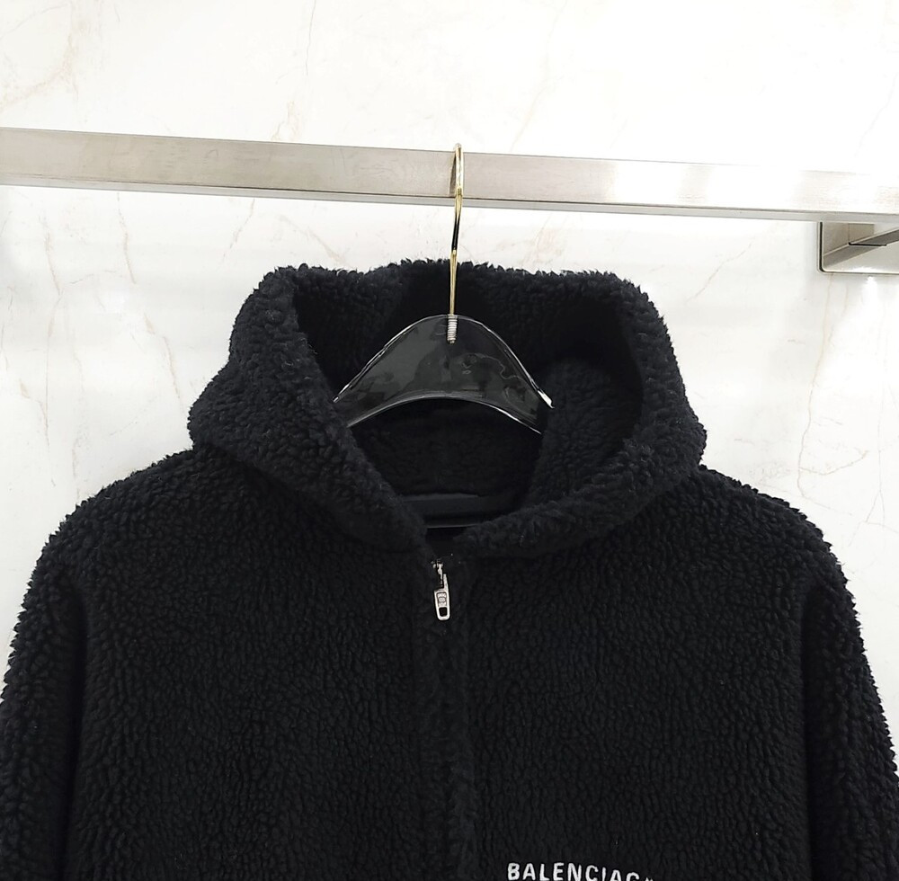 [럭스유] (새상품) L / 발렌시아가 여성 로고 자수 플리스 집업 후드 768694