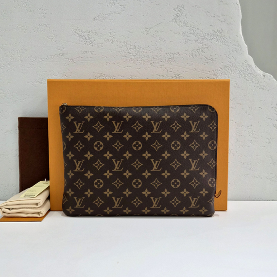 루이비통 에튀 보야주 MM 클러치백 내장칩 M44499