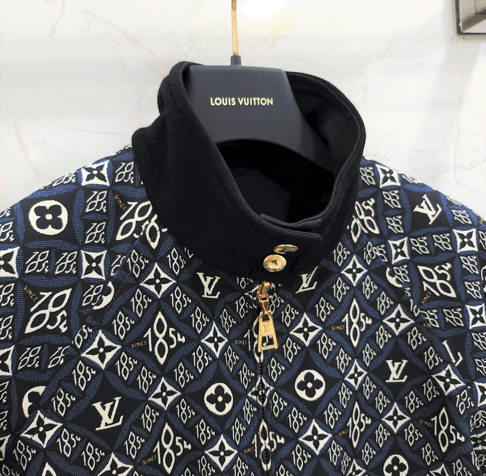 [럭스유] (새상품) 34 / 루이비통 리버서블 1854 모노그램 집업 자켓 1A8LM0