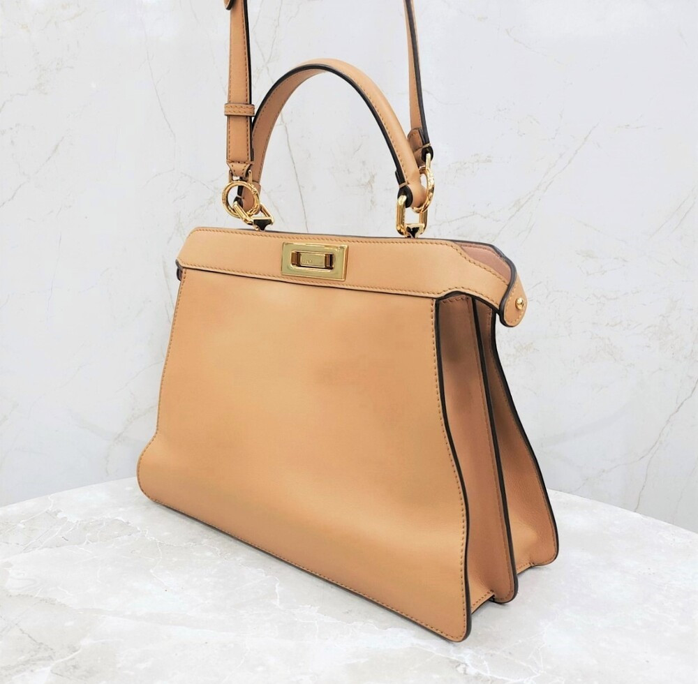 [럭스유] 펜디 피카부 I SEE U 미디움 백