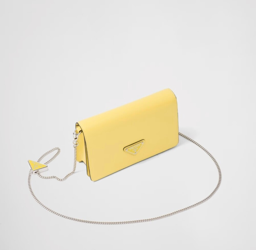 [럭스유] 프라다 옐로우 브러쉬드 레더 숄더백