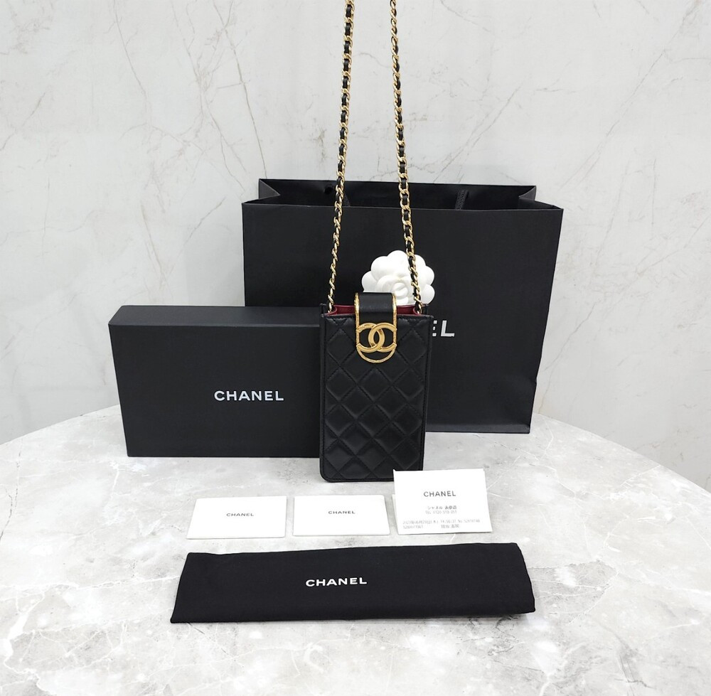 [럭스유] (새상품) 샤넬 CC로고 폰홀더 체인 미니 숄더백 AP2981