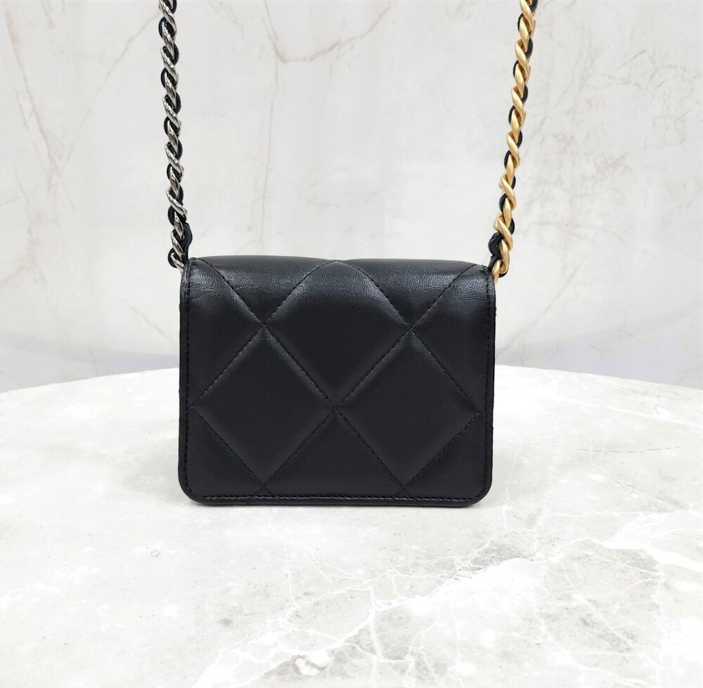 [럭스유] 샤넬 19 체인 카드지갑 미니 숄더백 AP3170