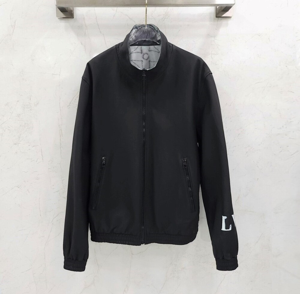 [럭스유] 52 / 루이비통 모노그램 시보리 리버서블 믹스 레더 블루종 자켓