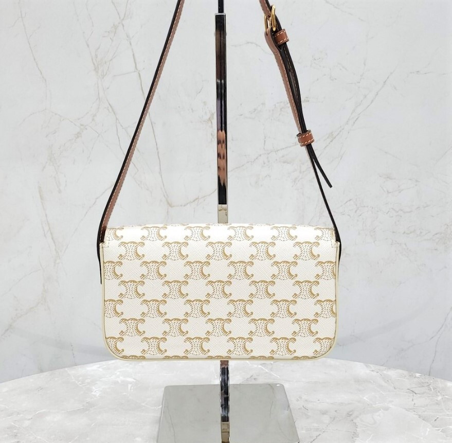 [럭스유] 셀린느 클로드 트리옹프 캔버스 카프스킨 숄더백 194142CUZ.01BC