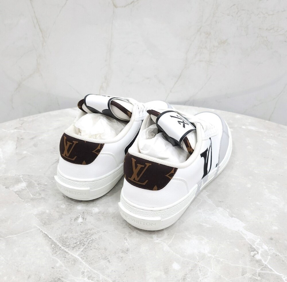[럭스유] 4.5 / 루이비통 LV 찰리 스니커즈 1A9JN8