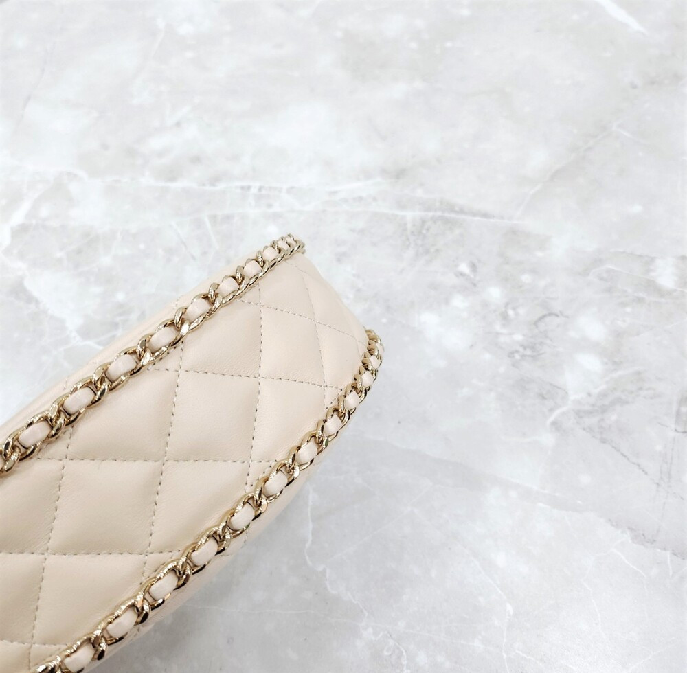 [럭스유] 샤넬 뉴문 호보백 스몰 에크루 샴페인골드 신형내장칩 AS3917