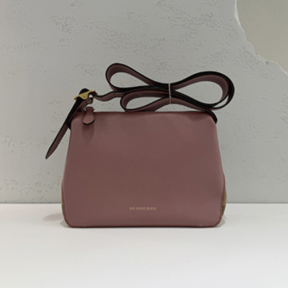 버버리 스몰 험슬리 크로스백 4046047