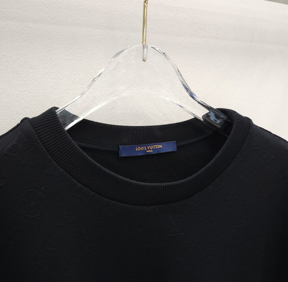 [럭스유] S / 루이비통 모노그램 3D 포켓 반팔티