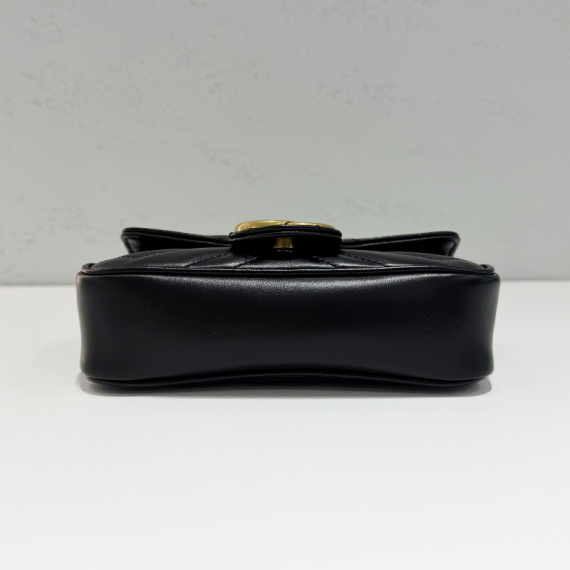 구찌 GG 마몽 마트라세 슈퍼미니 숄더백 25년 새상품 476433