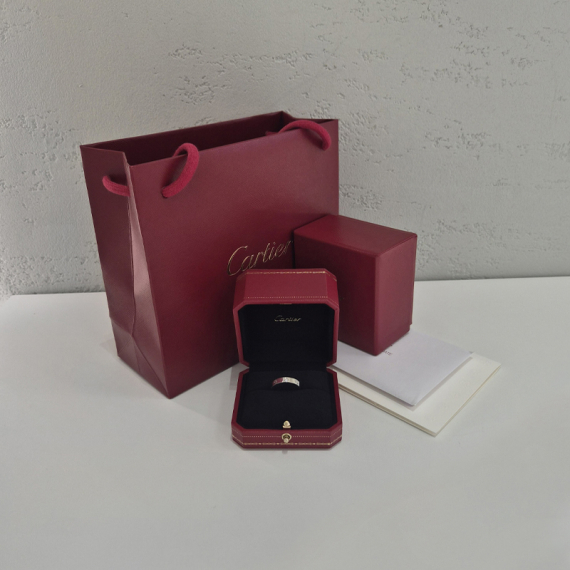 까르띠에 러브링 화이트골드 1P 다이아 58호 반지 전시상품급 B40505