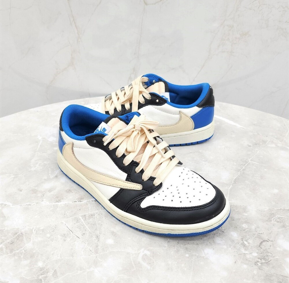 [럭스유] 250 / 나이키 X 프라그먼트 조던1 스캇 로우 스니커즈