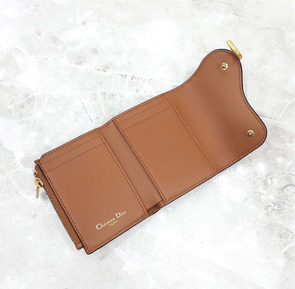 [럭스유] (새상품) 디올 새들 로투스 레더 지갑