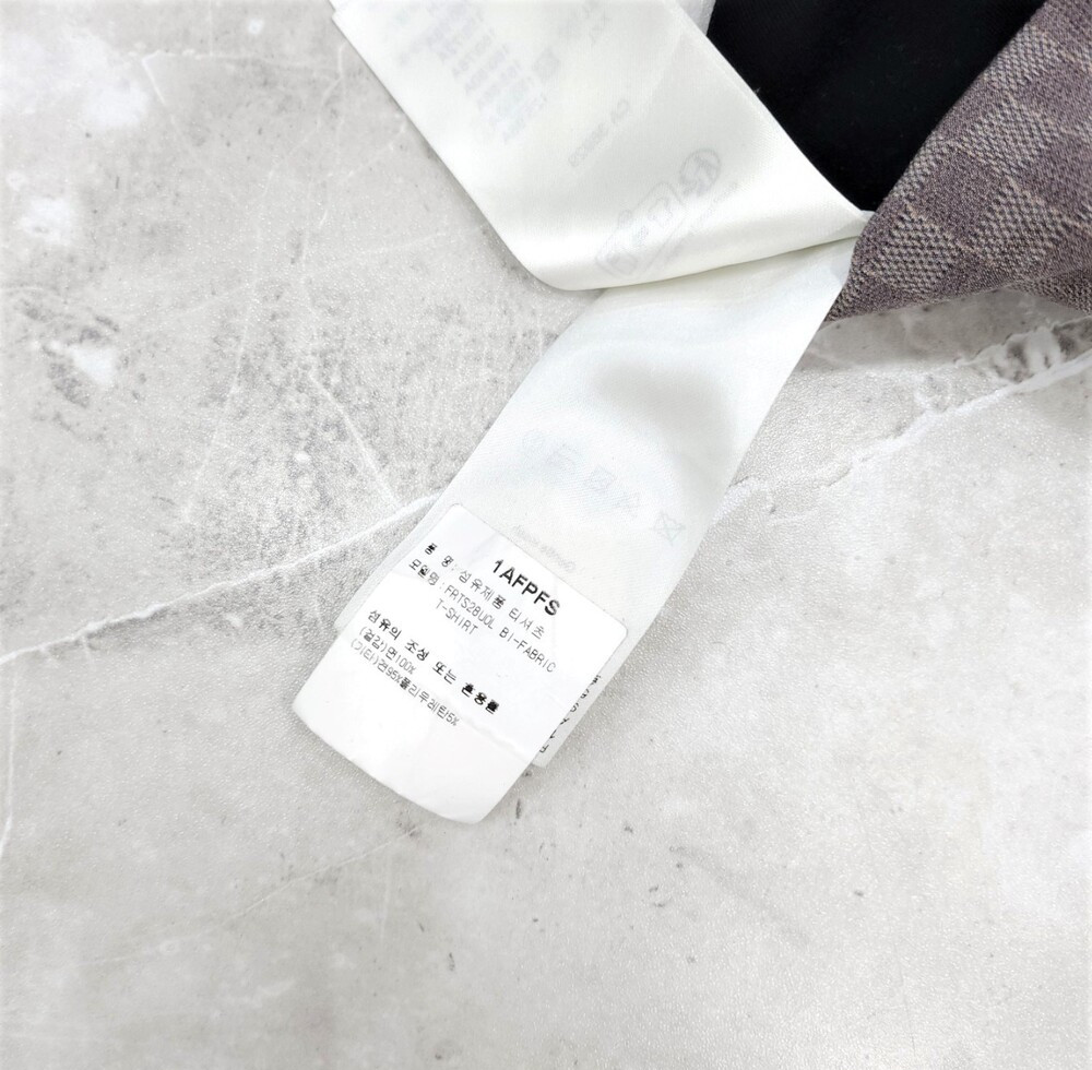 [럭스유] XS / 루이비통 마이크로 다미에 인서트 반팔 티셔츠 1AFPFS