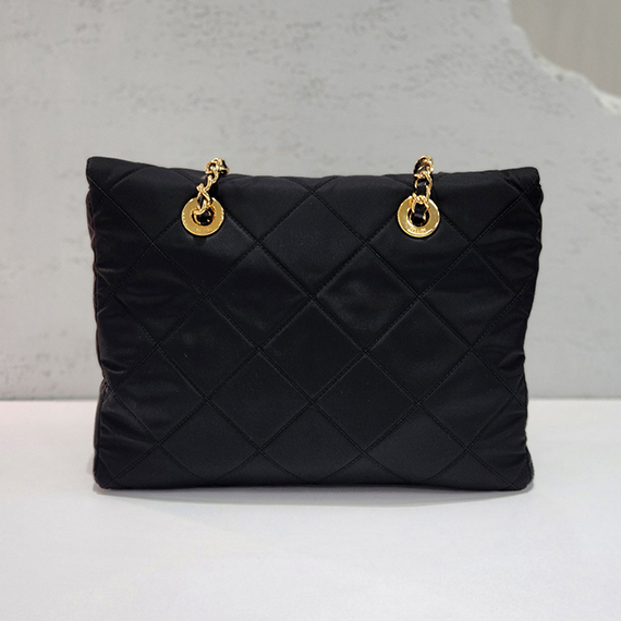 프라다 리에디션 1955 리나일론 미디엄 숄더백 블랙 1BG529