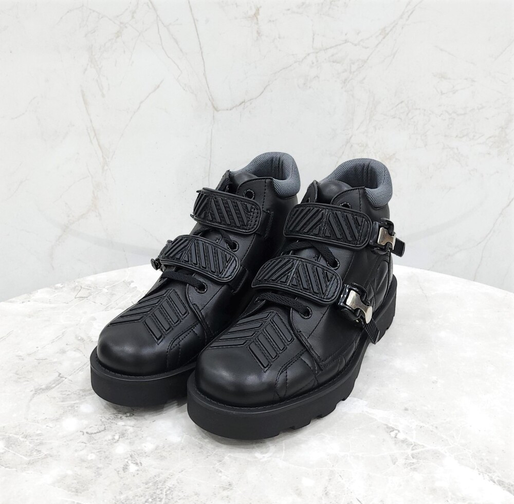 [럭스유] (새상품) 6 / 구찌 레더 앵클 부츠 718665