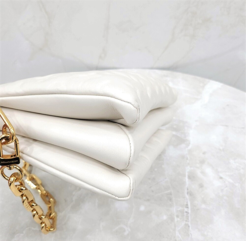 [럭스유] 루이비통 화이트 모노그램 쿠상 체인백 PM