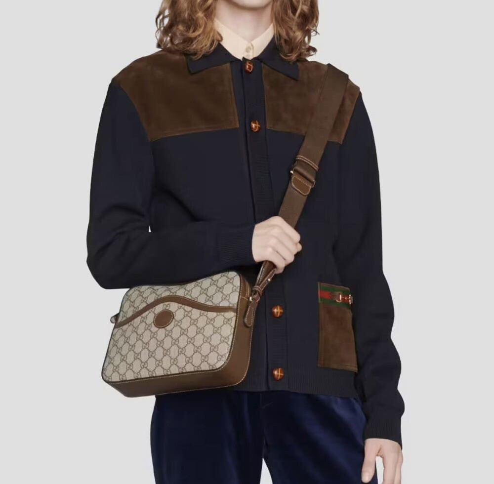 [럭스유] 구찌 인터로킹 G 수프림 메신저백 675891